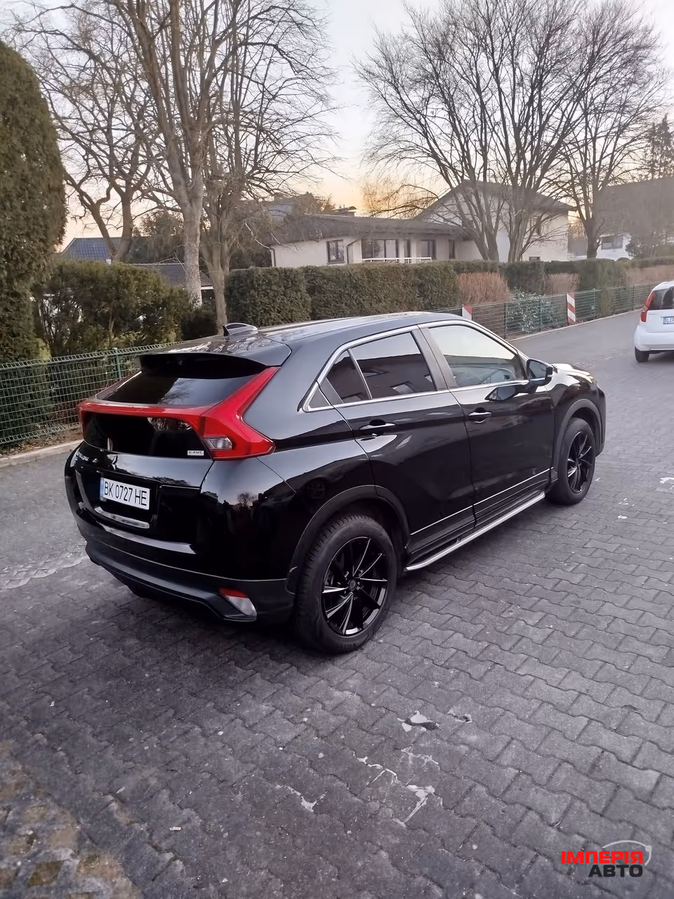 Mitsubishi Eclipse Cross - фото 3