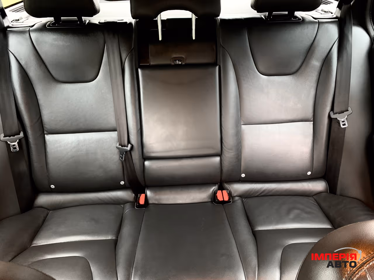 Volvo V60 - фото 15
