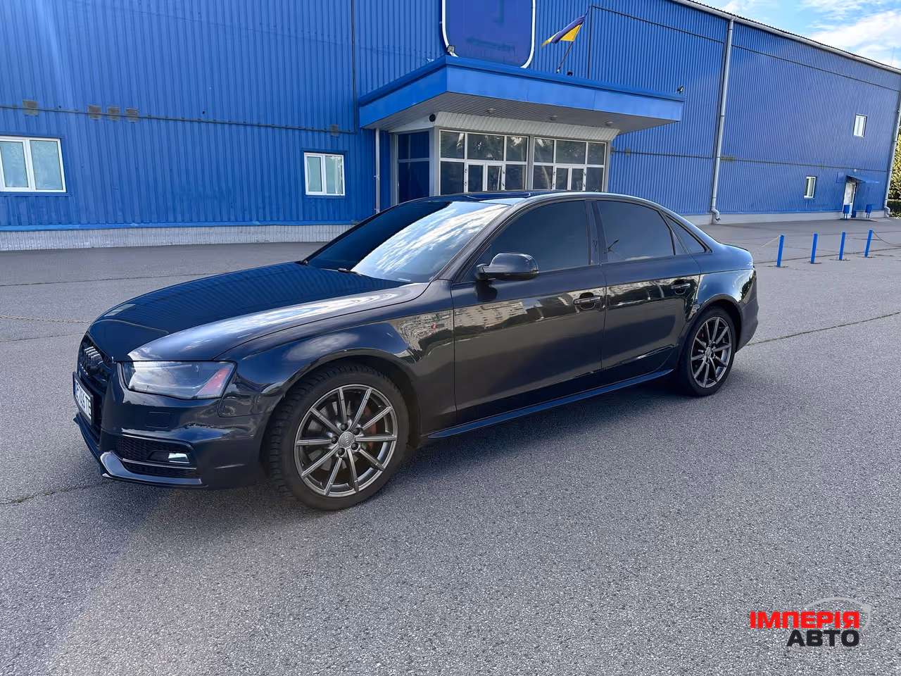 Audi A4 - фото 7
