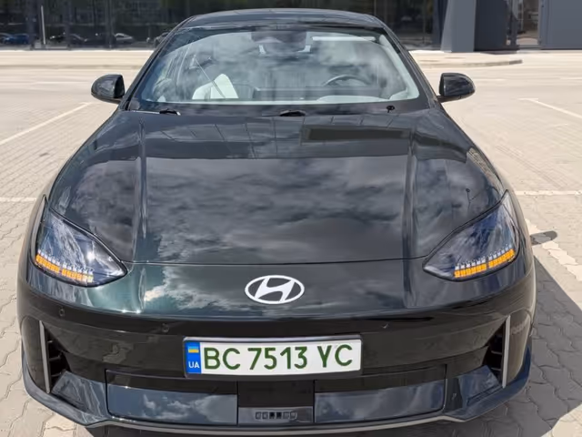 Hyundai IONIQ 6 - фото 1