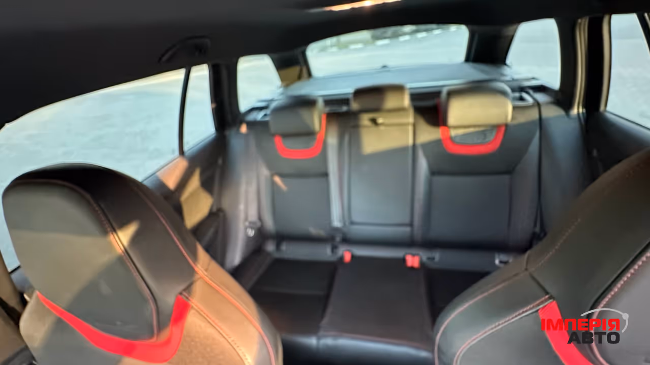 Skoda Octavia RS - фото 10