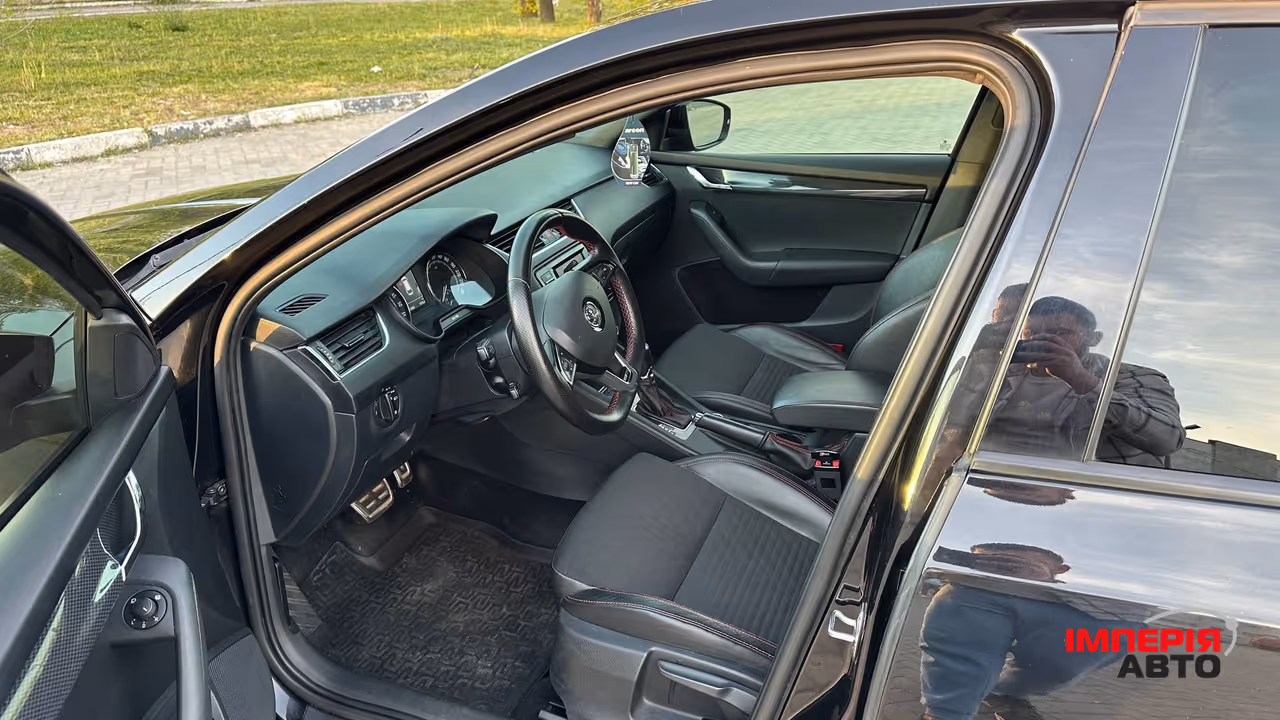 Skoda Octavia RS - фото 8