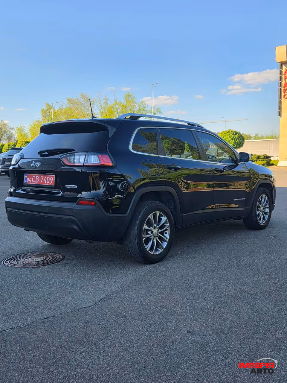 Jeep Cherokee - фото 6