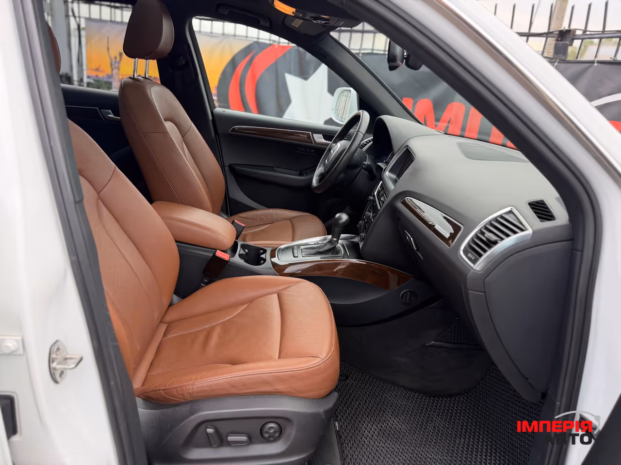 Audi Q5 - фото 13