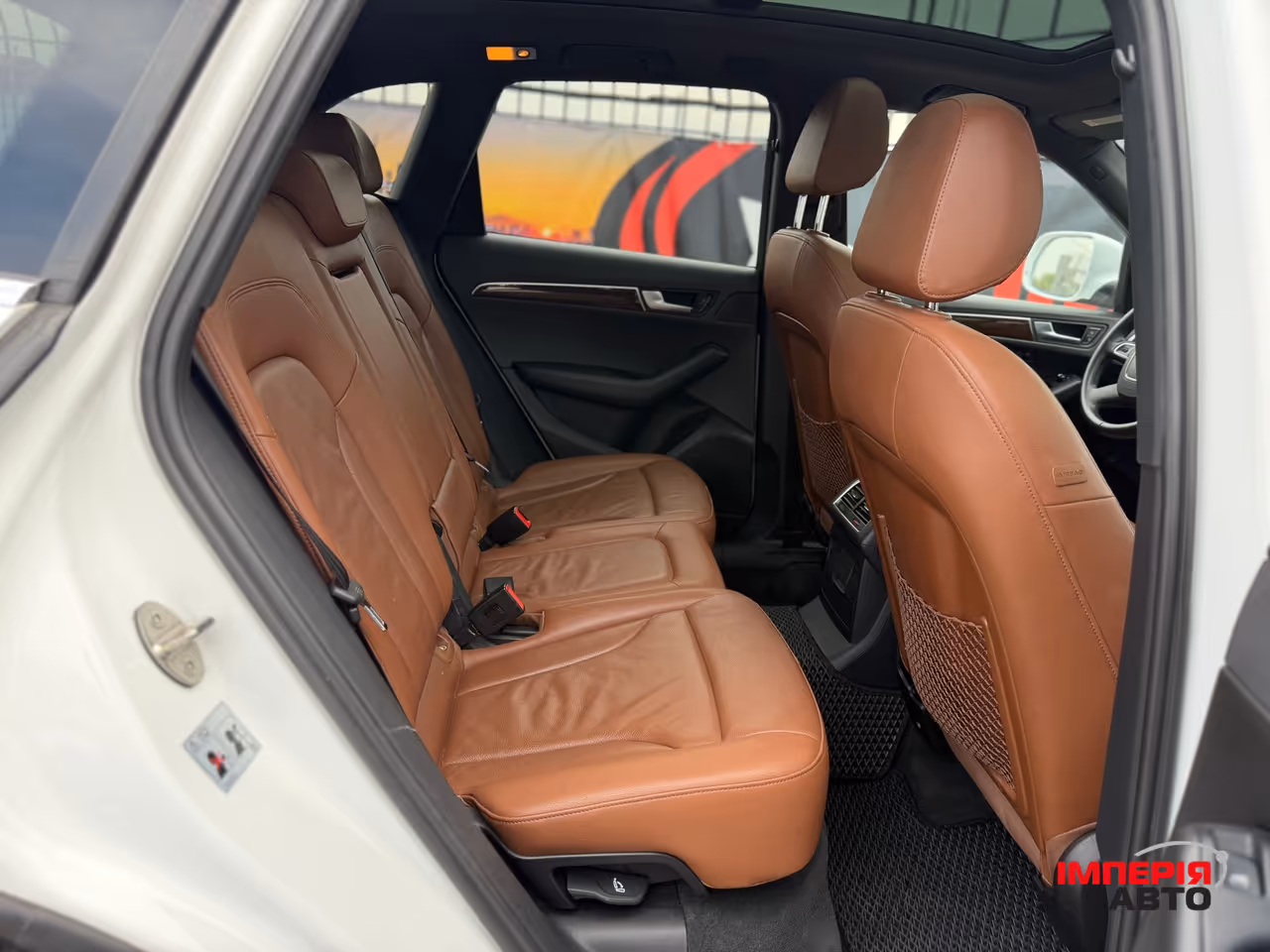 Audi Q5 - фото 17