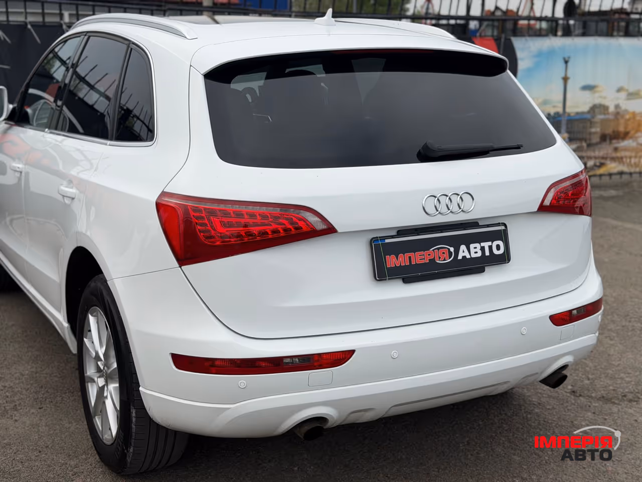 Audi Q5 - фото 11