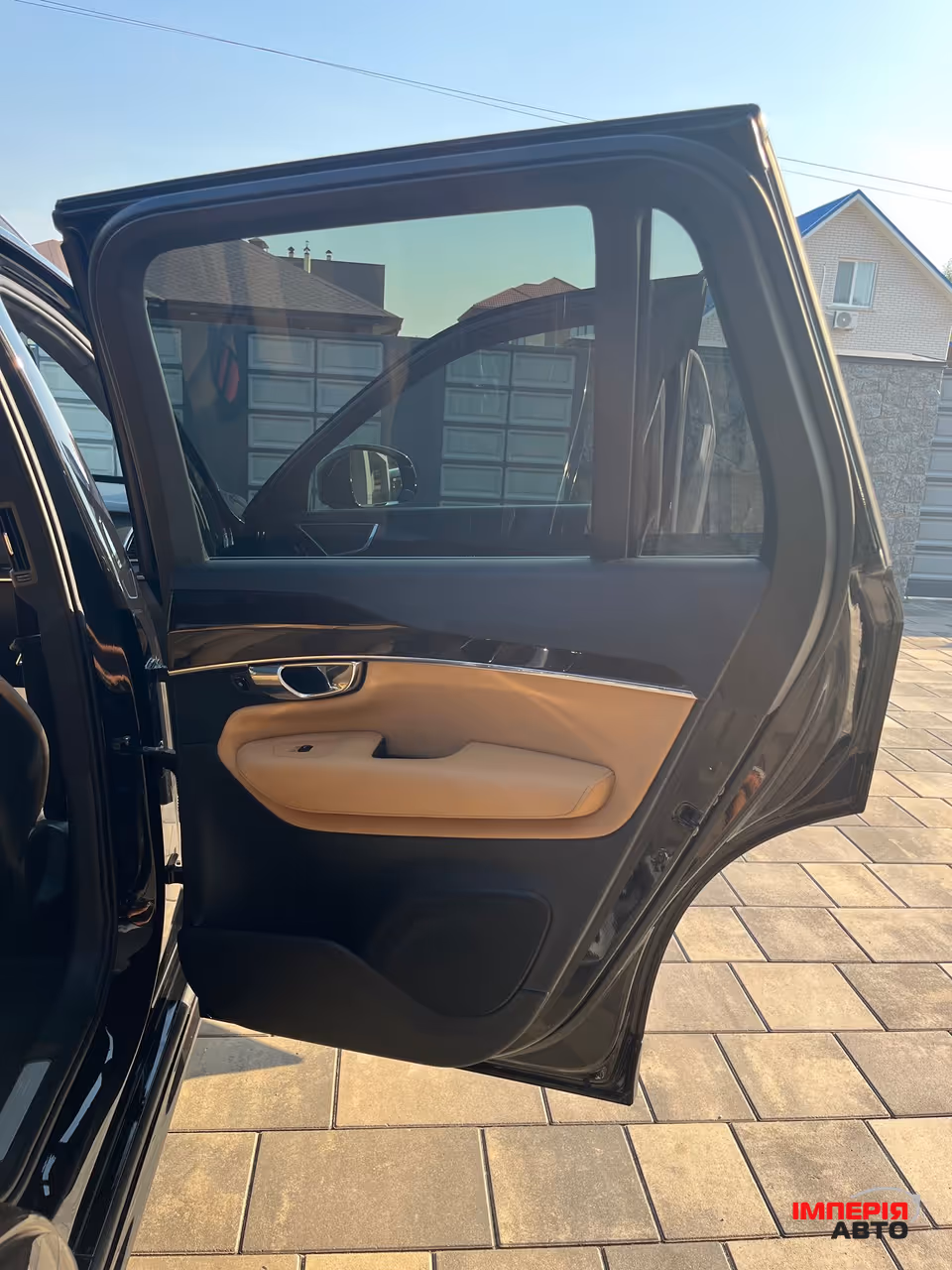 Volvo XC90 - фото 14