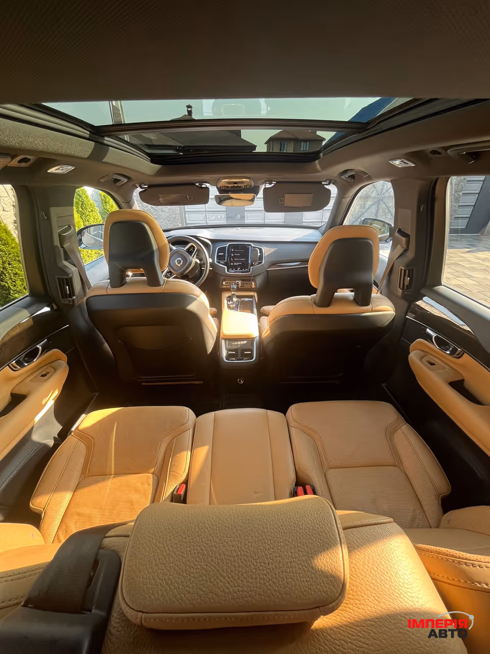 Volvo XC90 - фото 22