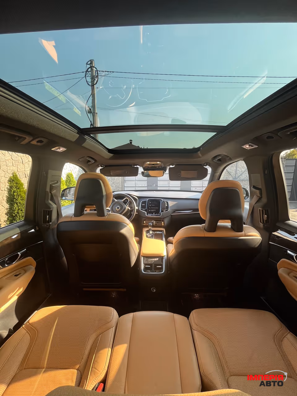 Volvo XC90 - фото 19