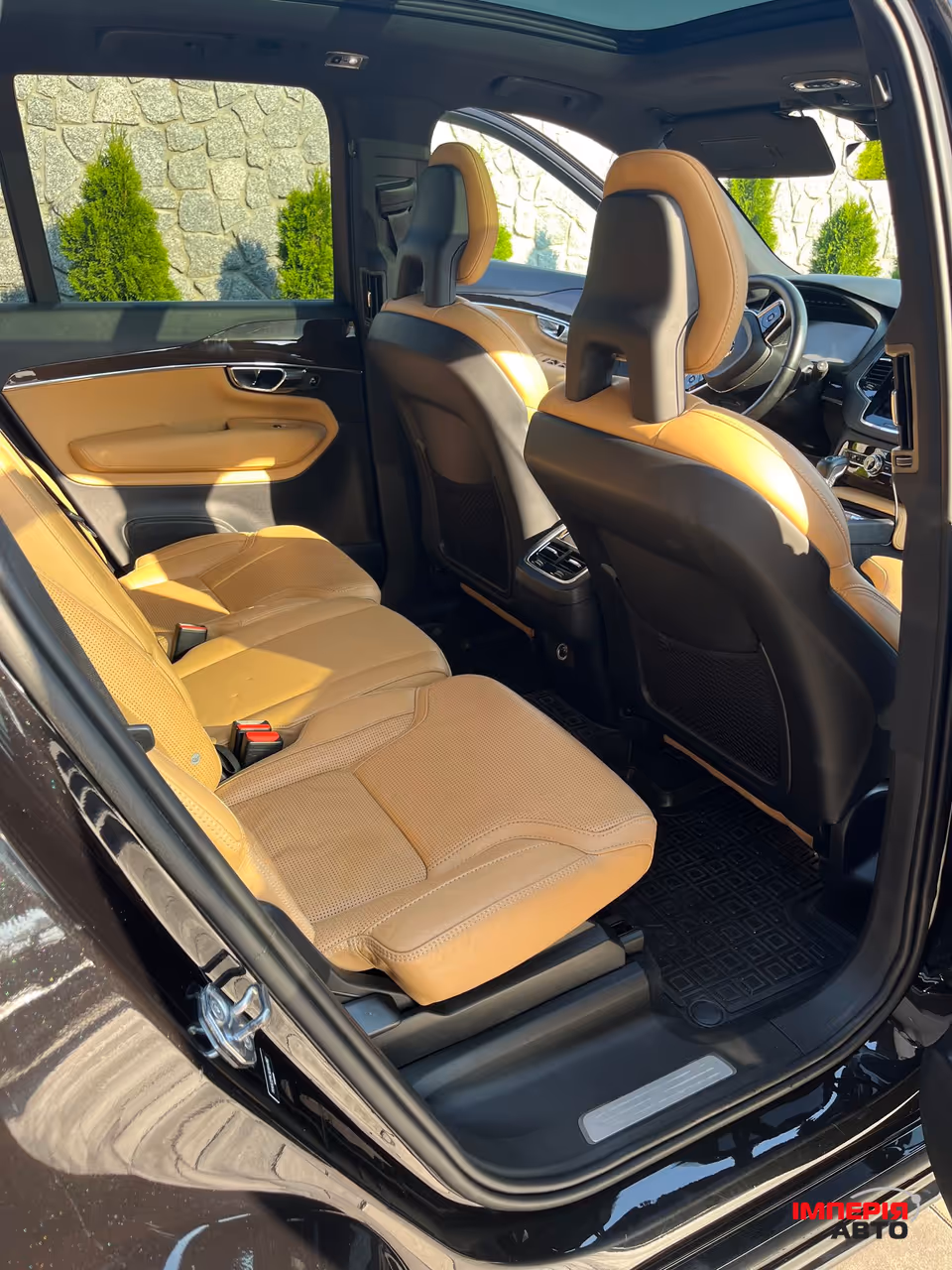 Volvo XC90 - фото 15