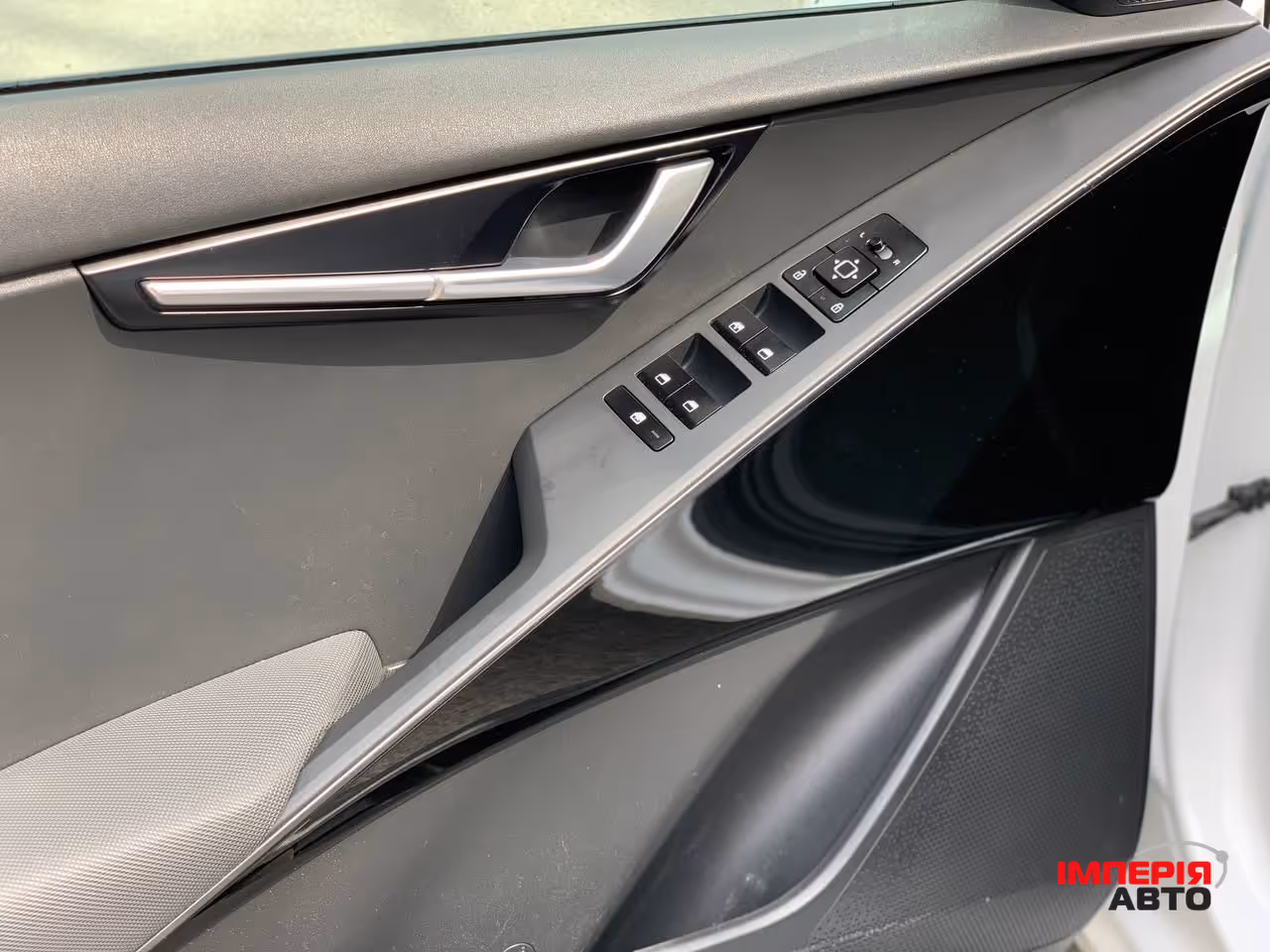 Kia Niro - фото 26