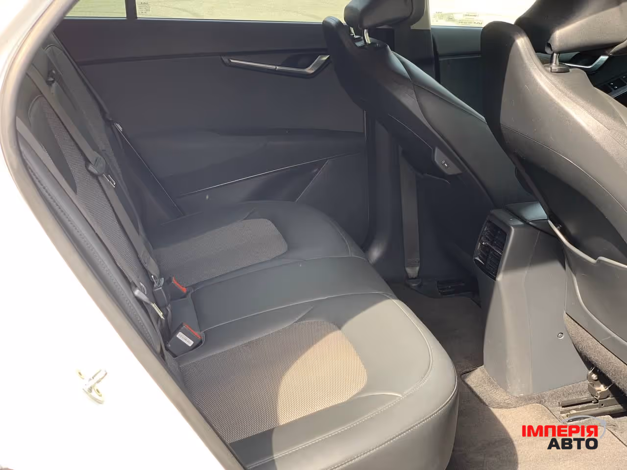 Kia Niro - фото 9