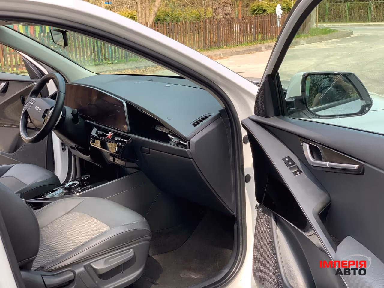 Kia Niro - фото 25