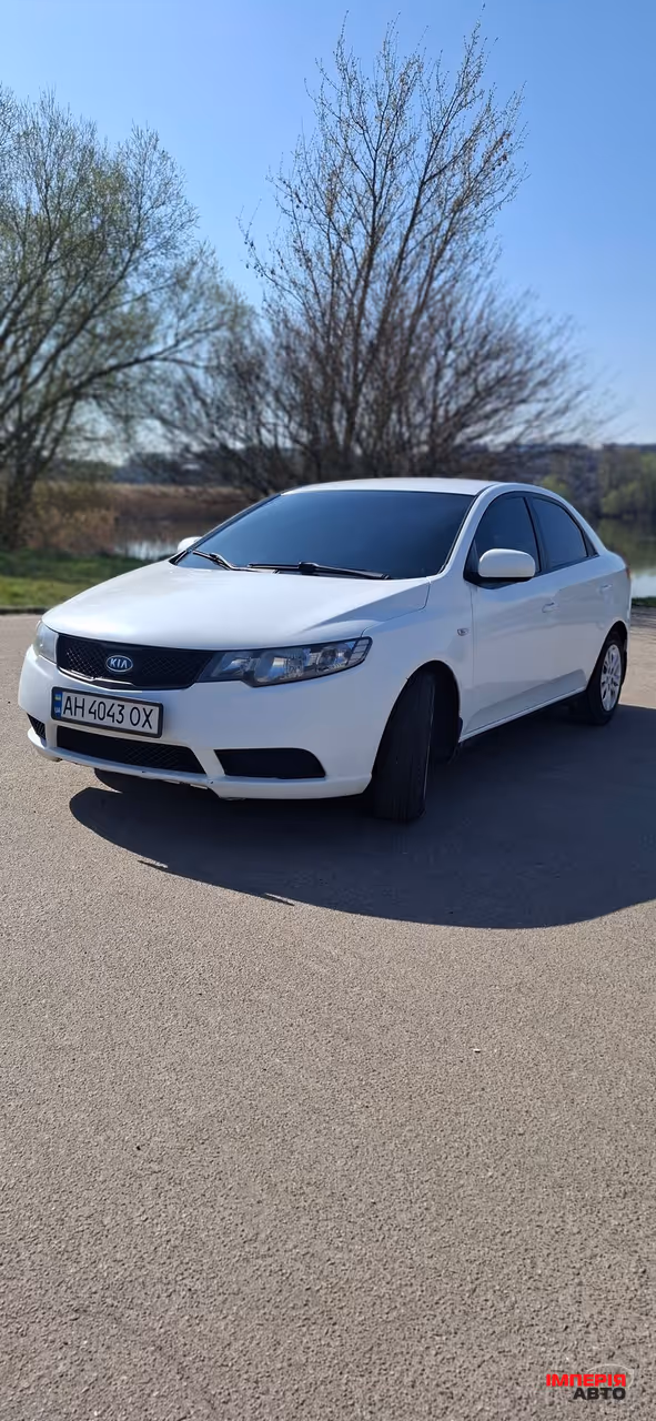 Kia Cerato - фото 4
