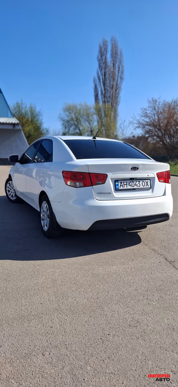 Kia Cerato - фото 5