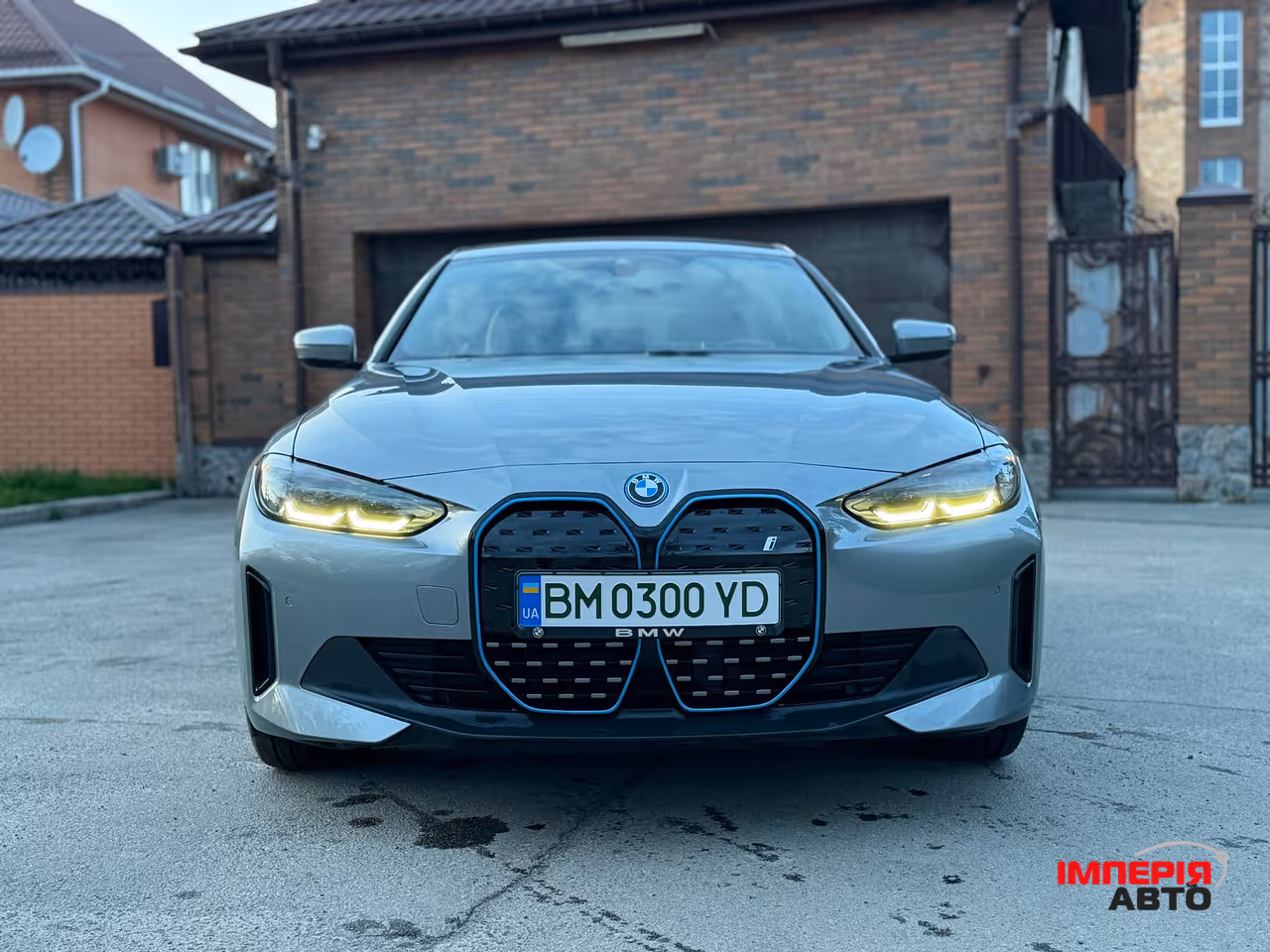 BMW i4 - фото 1