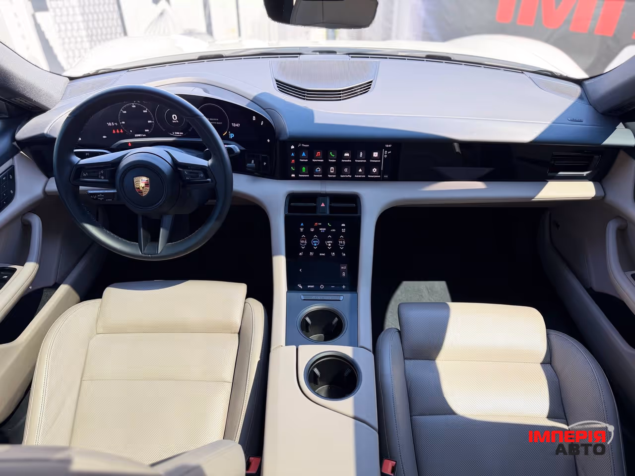 Porsche Taycan - фото 9