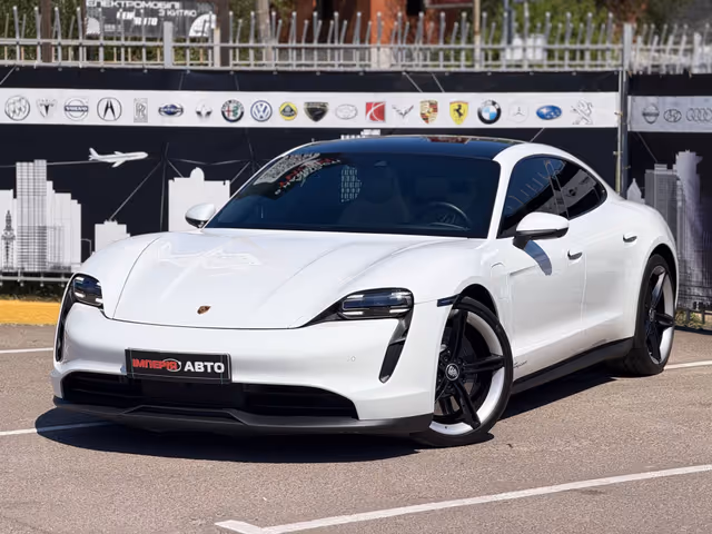 Porsche Taycan - фото 1