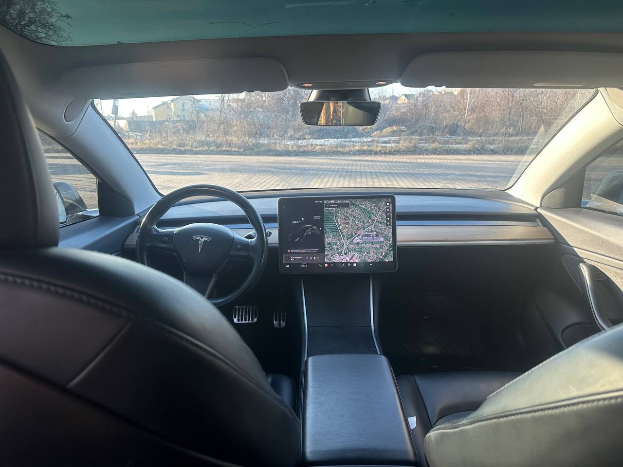Tesla Model 3 - фото 8