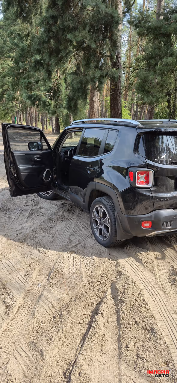 Jeep Renegade - фото 3