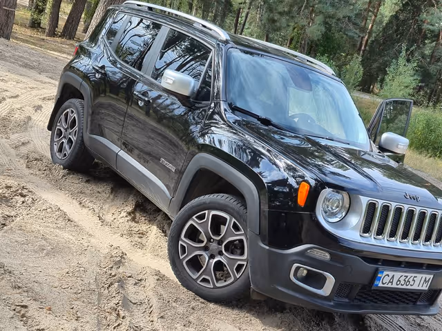 Jeep Renegade - фото 2
