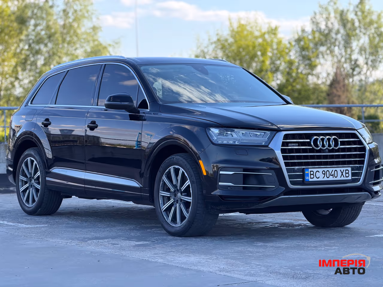 Audi Q7 - фото 5