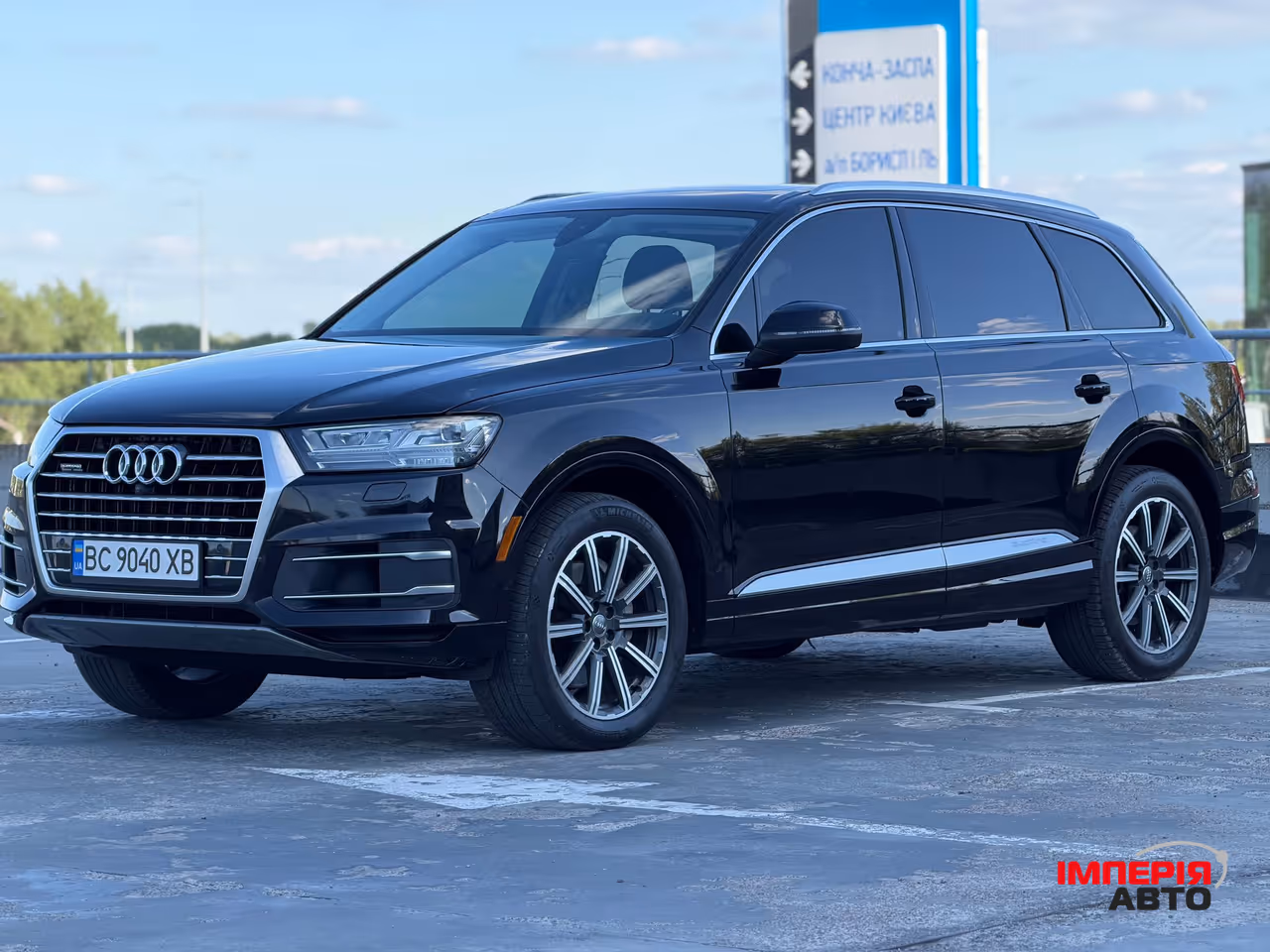 Audi Q7 - фото 4