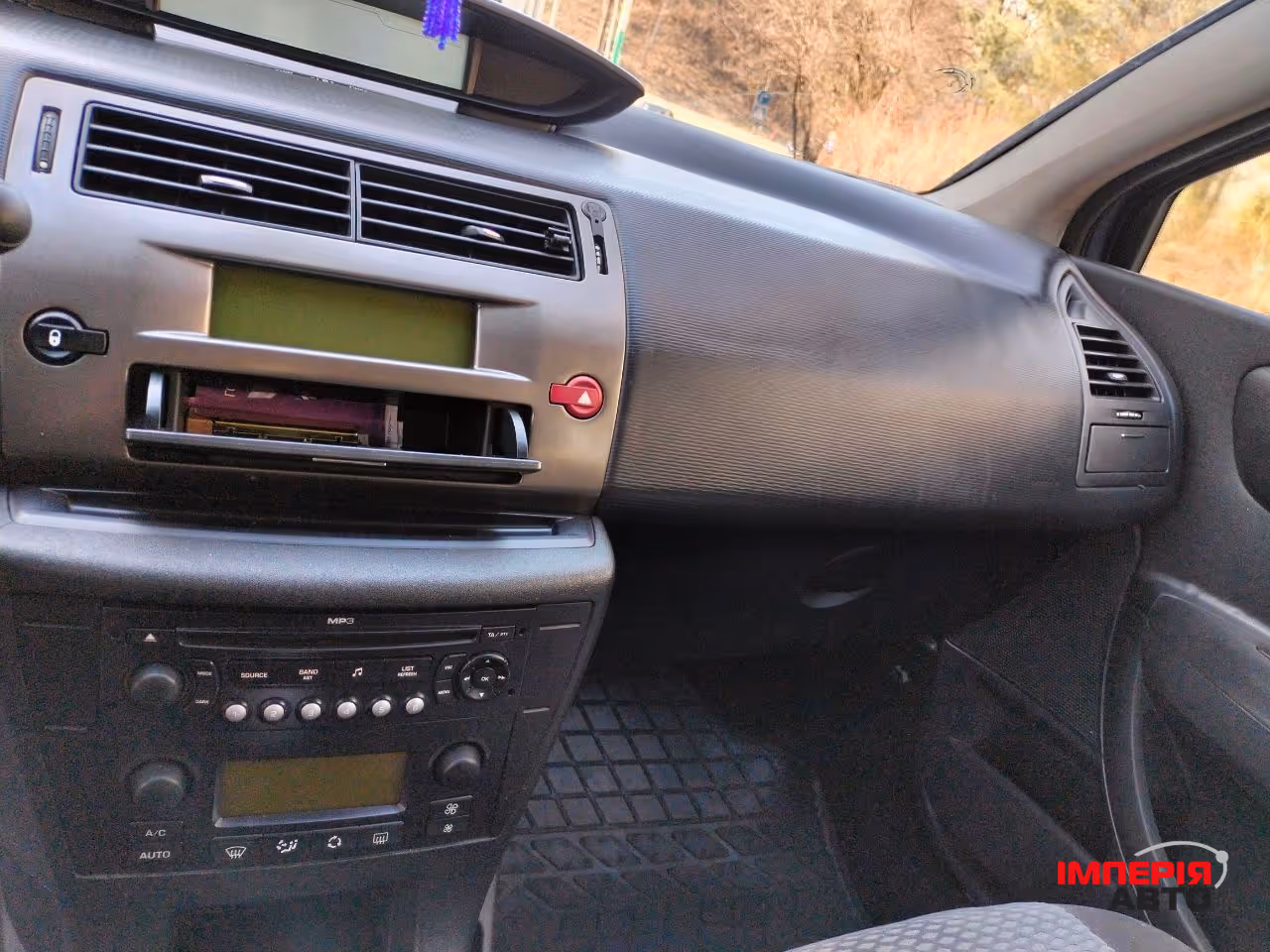 Citroen C4 - фото 20