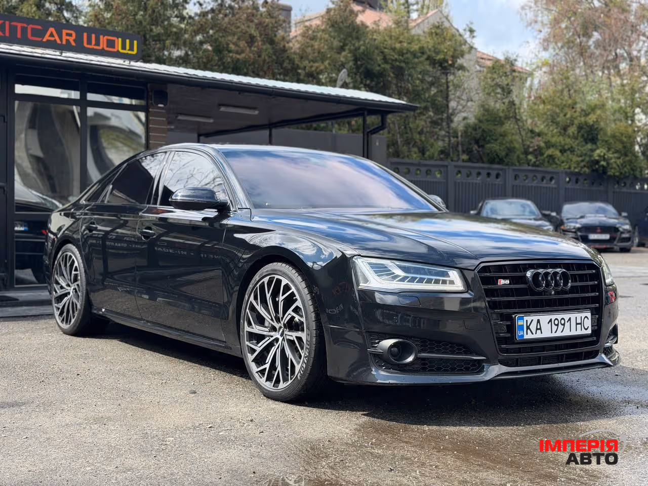 Audi S8 - фото 3