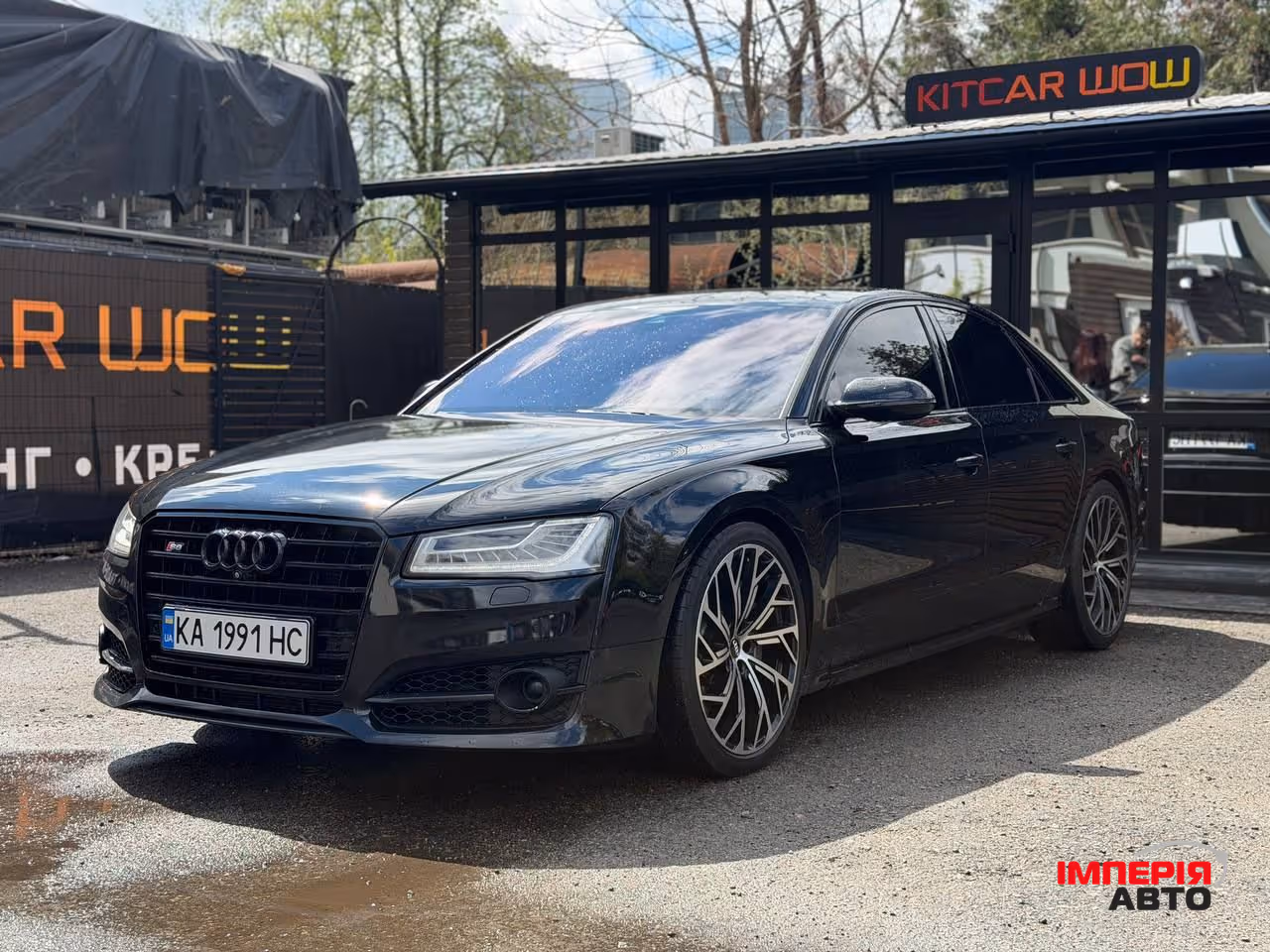 Audi S8 - фото 2