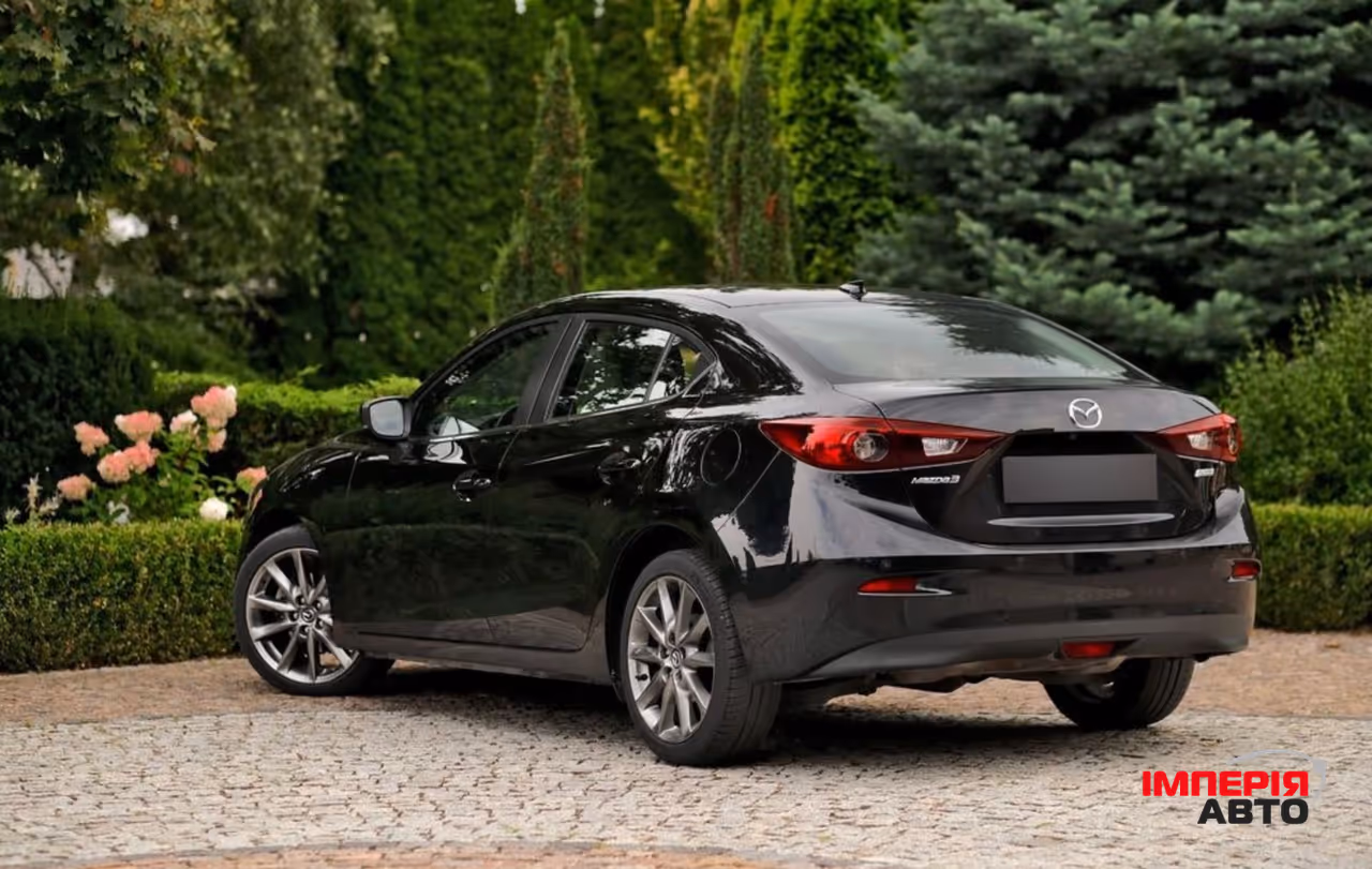 Mazda 3 - фото 15