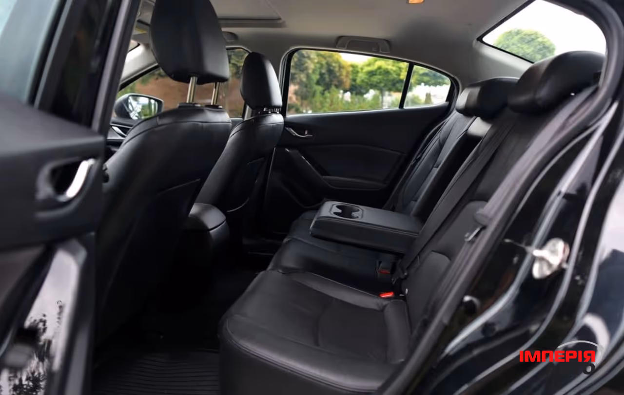 Mazda 3 - фото 36