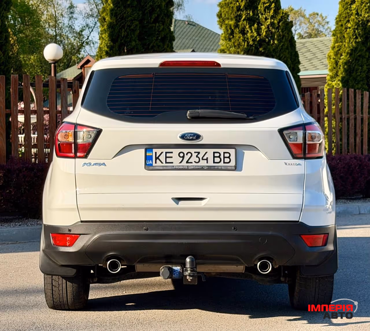 Ford Kuga - фото 8