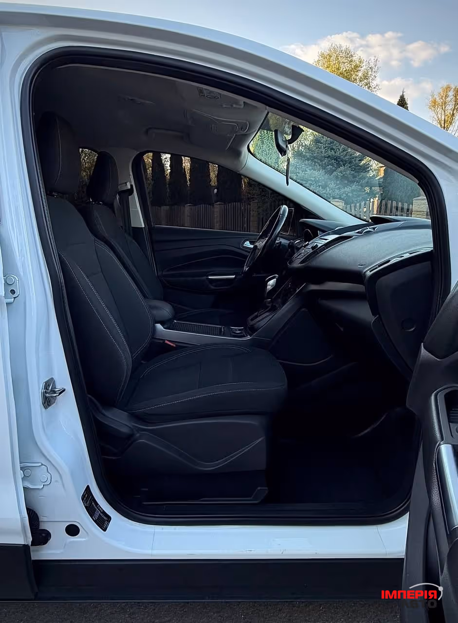 Ford Kuga - фото 22