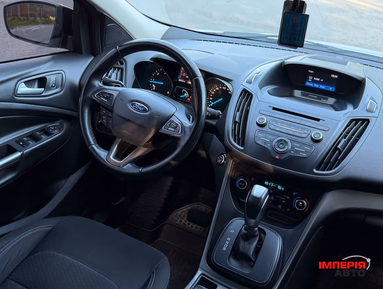 Ford Kuga - фото 11