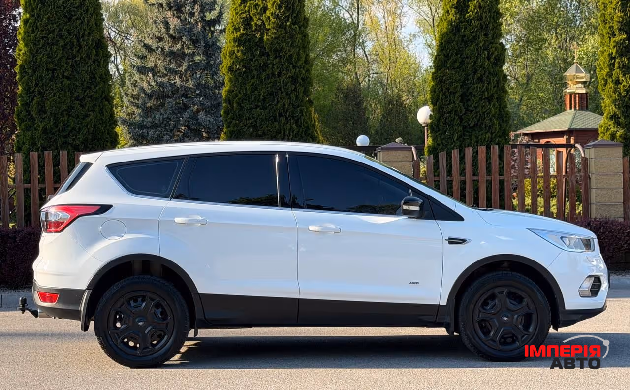 Ford Kuga - фото 5