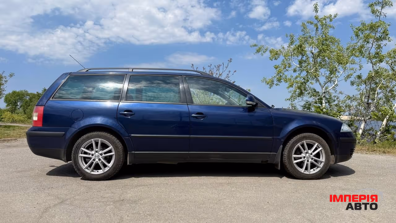 Volkswagen Passat - фото 6