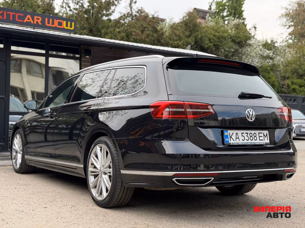 Volkswagen Passat - фото 6