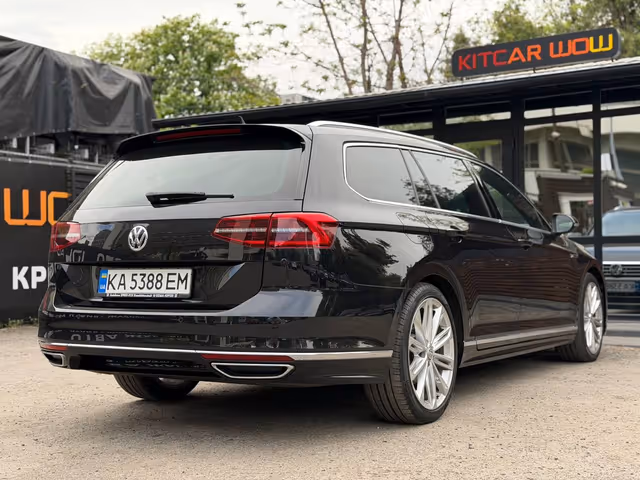 Volkswagen Passat - фото 5
