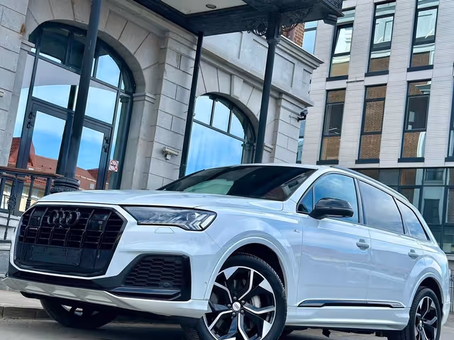 Audi Q7 - фото 3