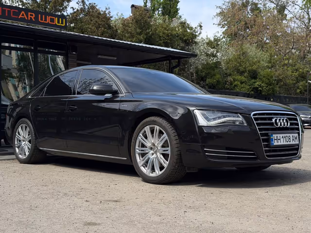 Audi A8 - фото 3