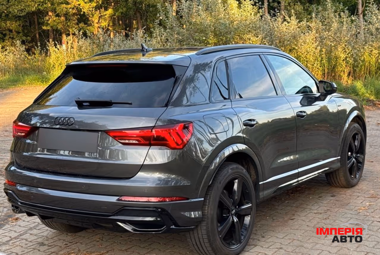 Audi Q3 - фото 4