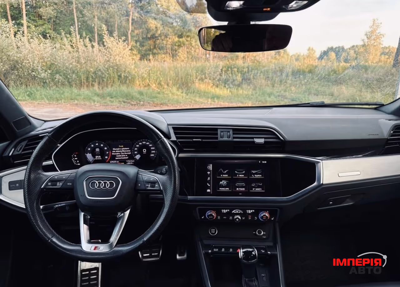 Audi Q3 - фото 19