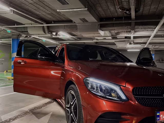 Mercedes-Benz C-Класс - фото 1