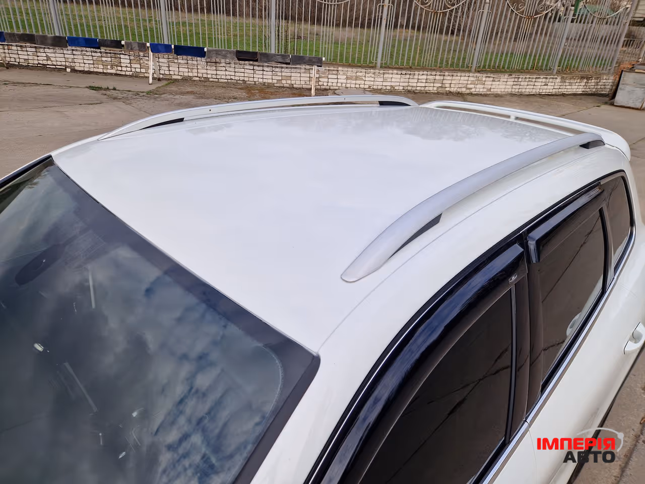 Volkswagen Touareg - фото 11