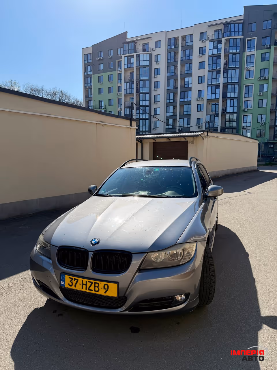 BMW 3 серії - фото 1