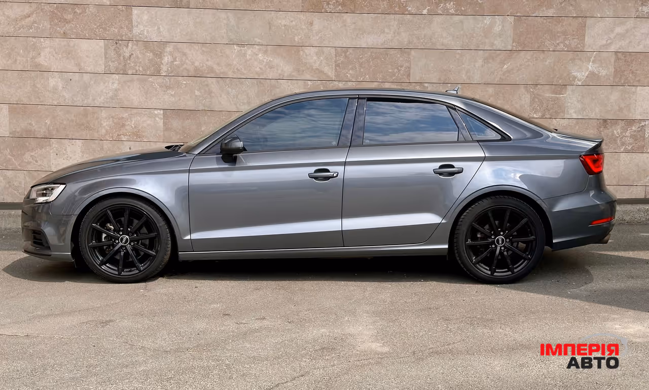 Audi A3 - фото 10