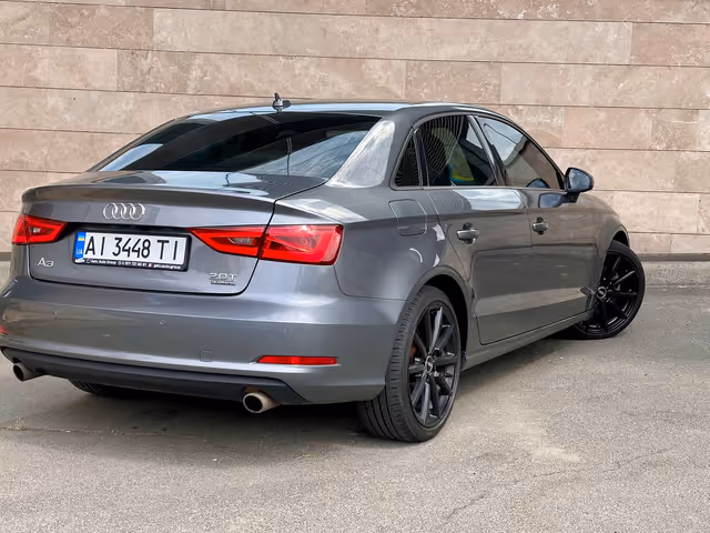 Audi A3 - фото 4