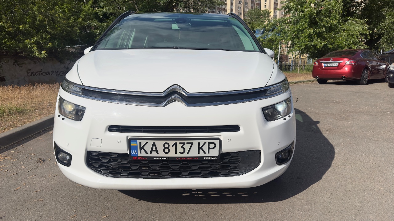 Citroen C4 Picasso - фото 14