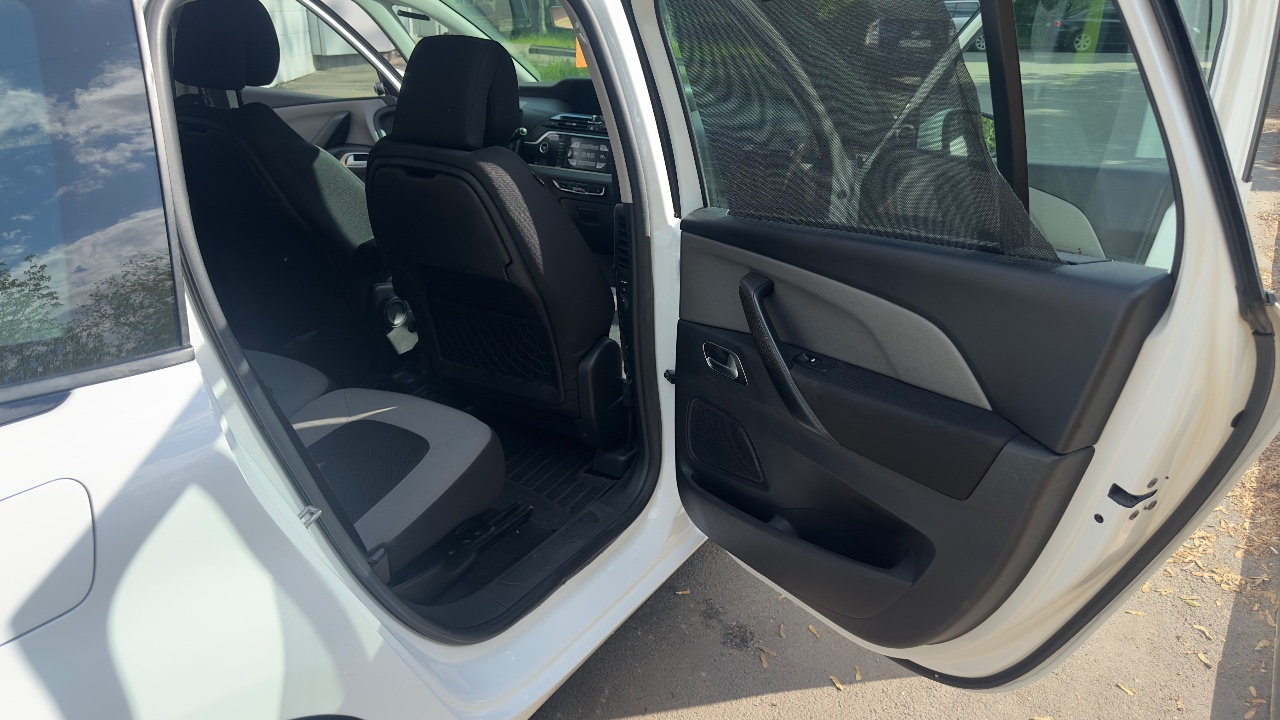Citroen C4 Picasso - фото 10